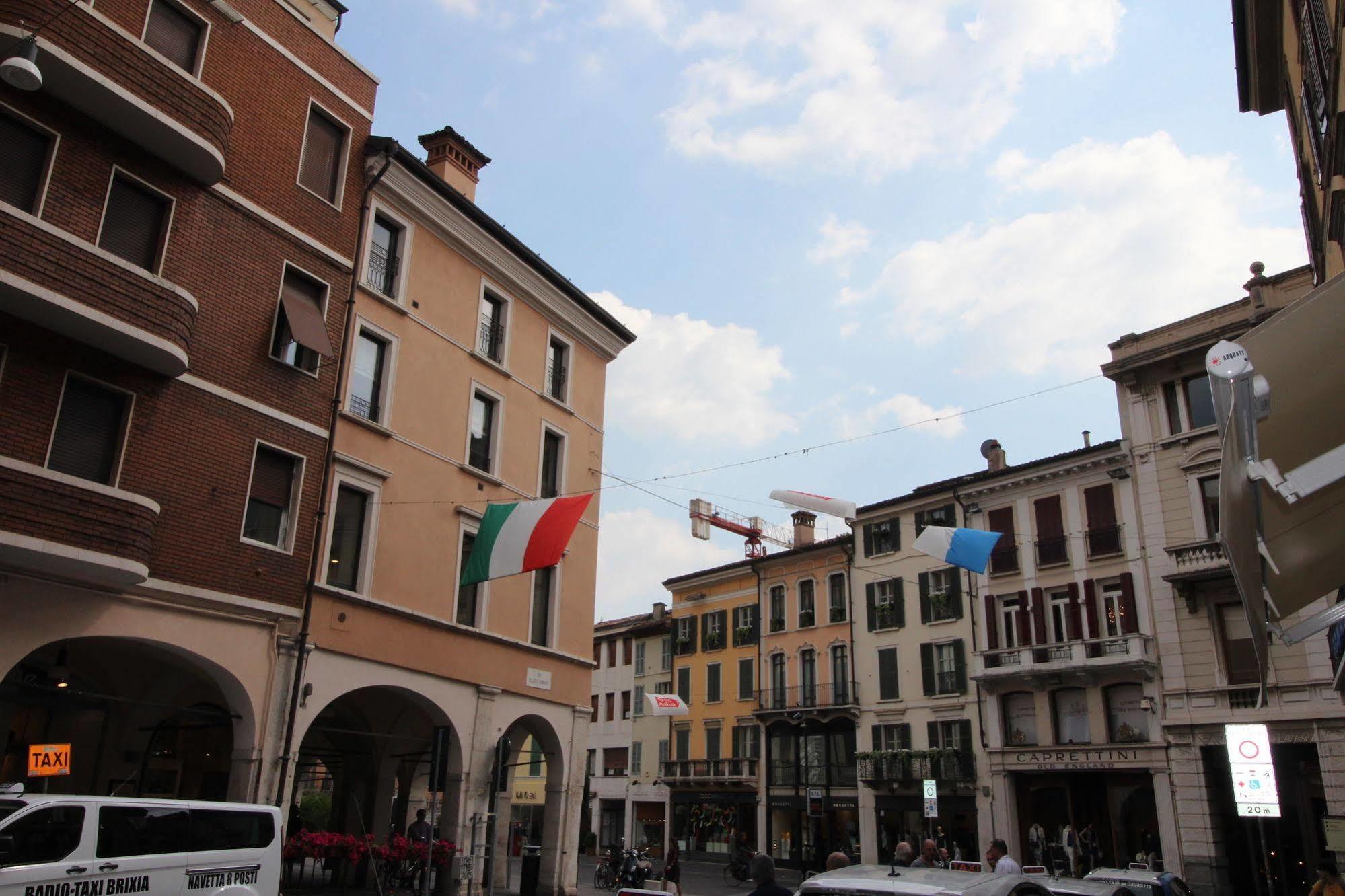Eleganti Dimore Brescia Buitenkant foto