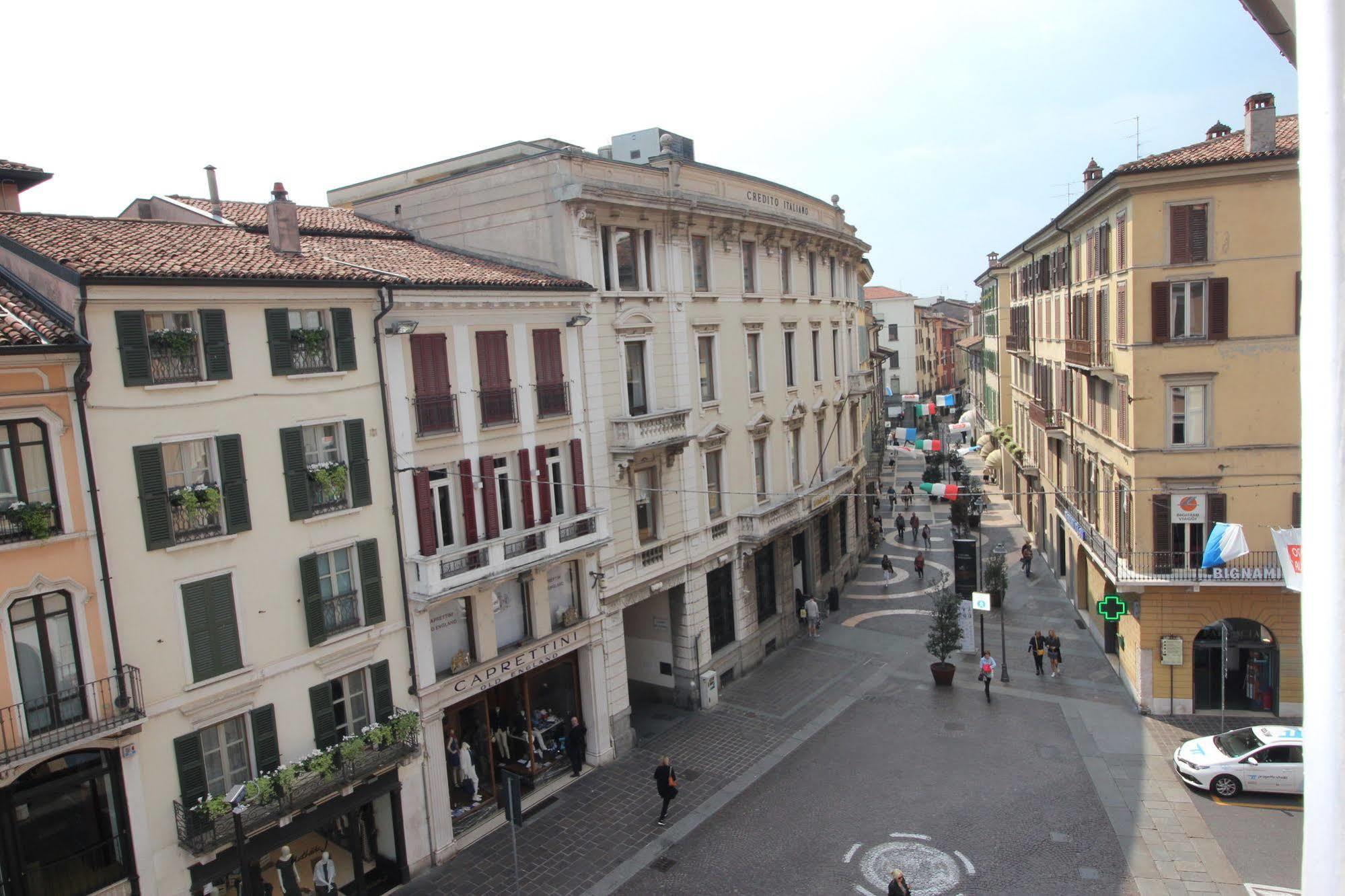 Eleganti Dimore Brescia Buitenkant foto